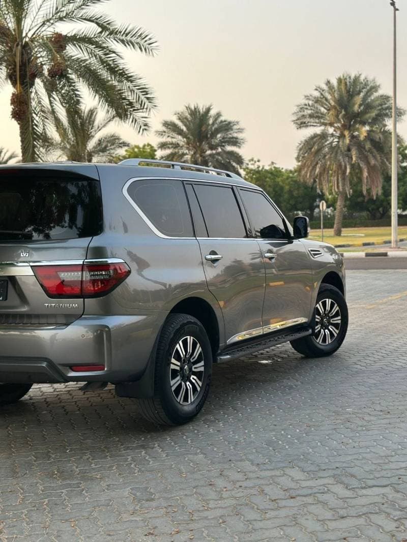 2020 Nissan Patrol SE TITANIUM thumbnail 7