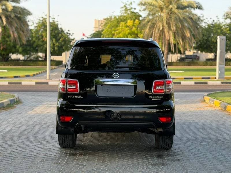 2017 Nissan Patrol LE PLATINUM thumbnail 2