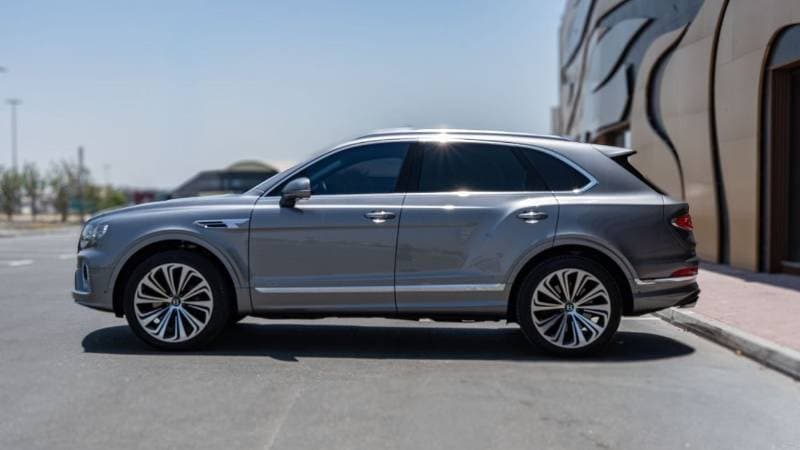 2023 Bentley Bentayga AZURE thumbnail 7