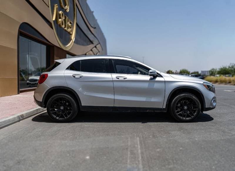 2020 Mercedes Benz GLA250 AMG thumbnail 7