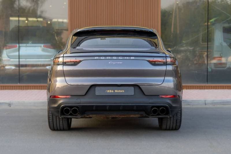 2022 Porsche Cayenne PLATINUM EDITION thumbnail 3