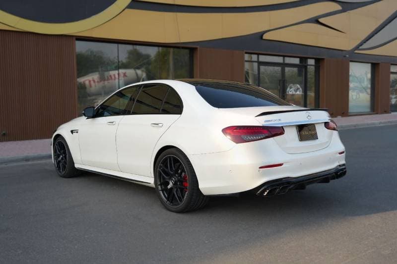 2021 Mercedes Benz E63 AMG S thumbnail 5