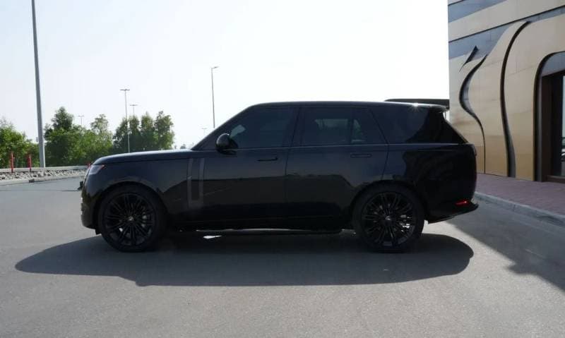 2025 Land Rover Range Rover SE P400 thumbnail 7