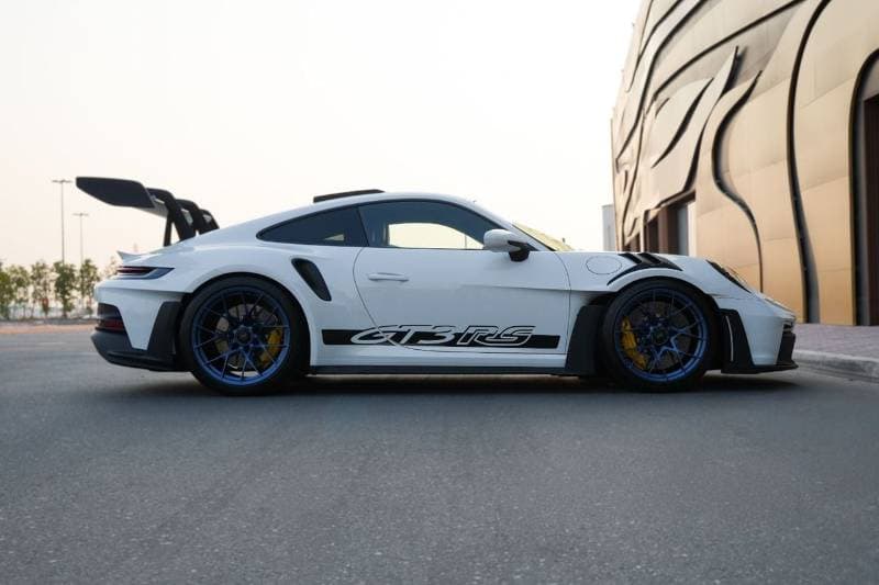 2025 Porsche 911 GT3RS thumbnail 7