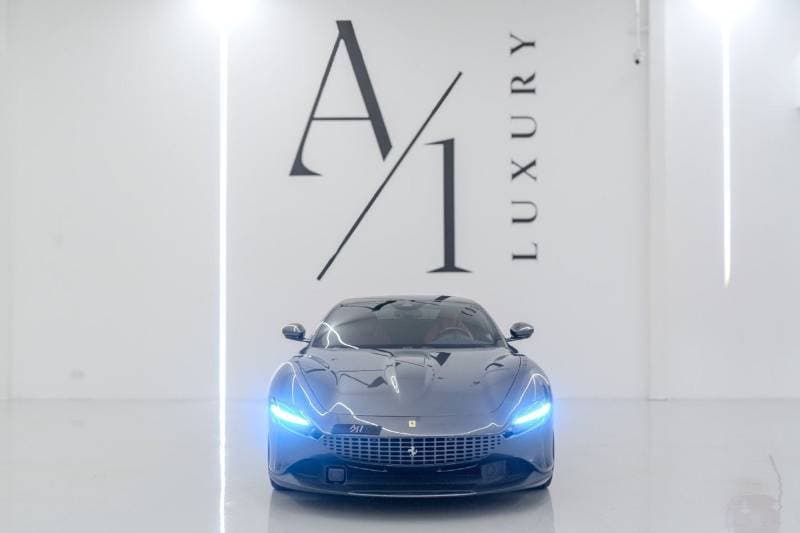 2022 Ferrari Roma STANDARD thumbnail 2