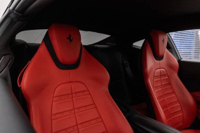 2022 Ferrari Roma STANDARD thumbnail 6