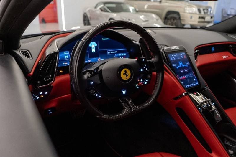 2022 Ferrari Roma STANDARD thumbnail 7