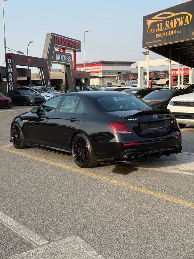 2019 Mercedes Benz E63 AMG thumbnail 5