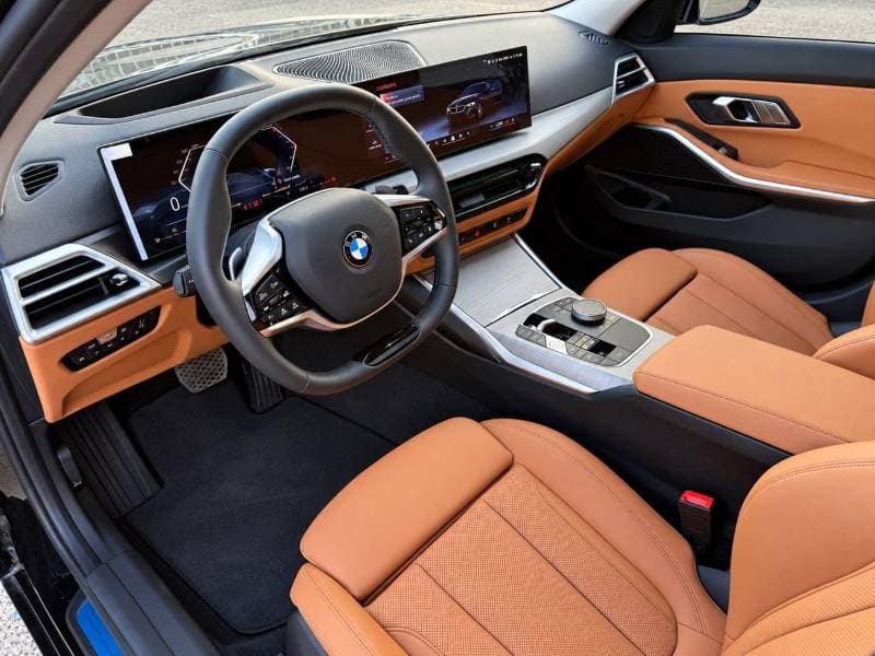 2025 BMW 320i M SPORT thumbnail 7