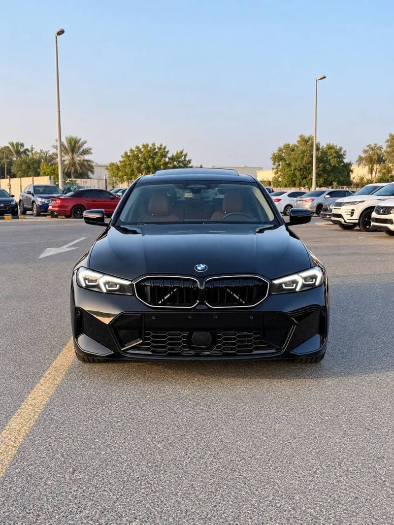 2025 BMW 320i M SPORT thumbnail 3