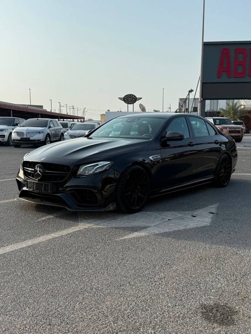 2019 Mercedes Benz E63 AMG thumbnail 2