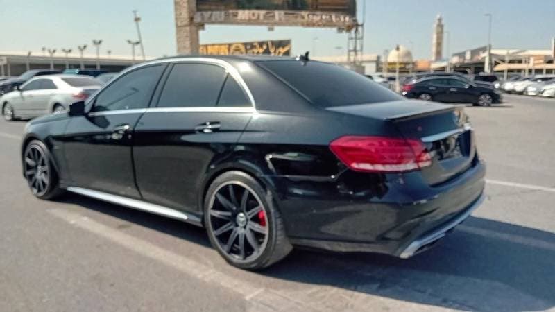 2015 Mercedes Benz E 63S thumbnail 2
