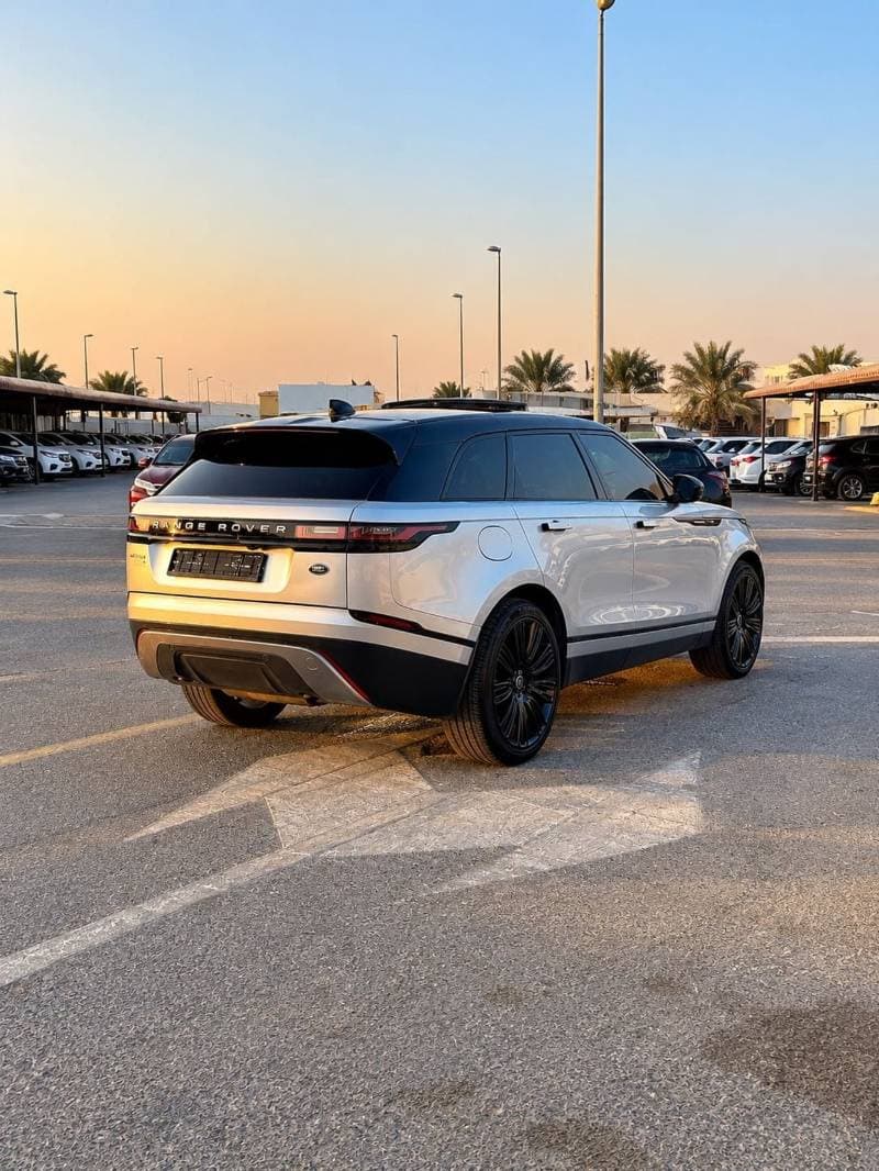 2019 Land Rover Range Rover Velar S thumbnail 4