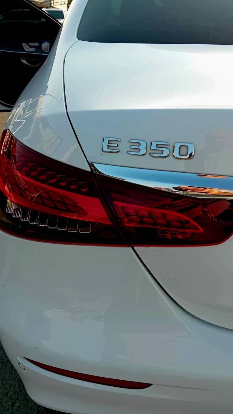 2022 Mercedes Benz E350 4MATIC thumbnail 6