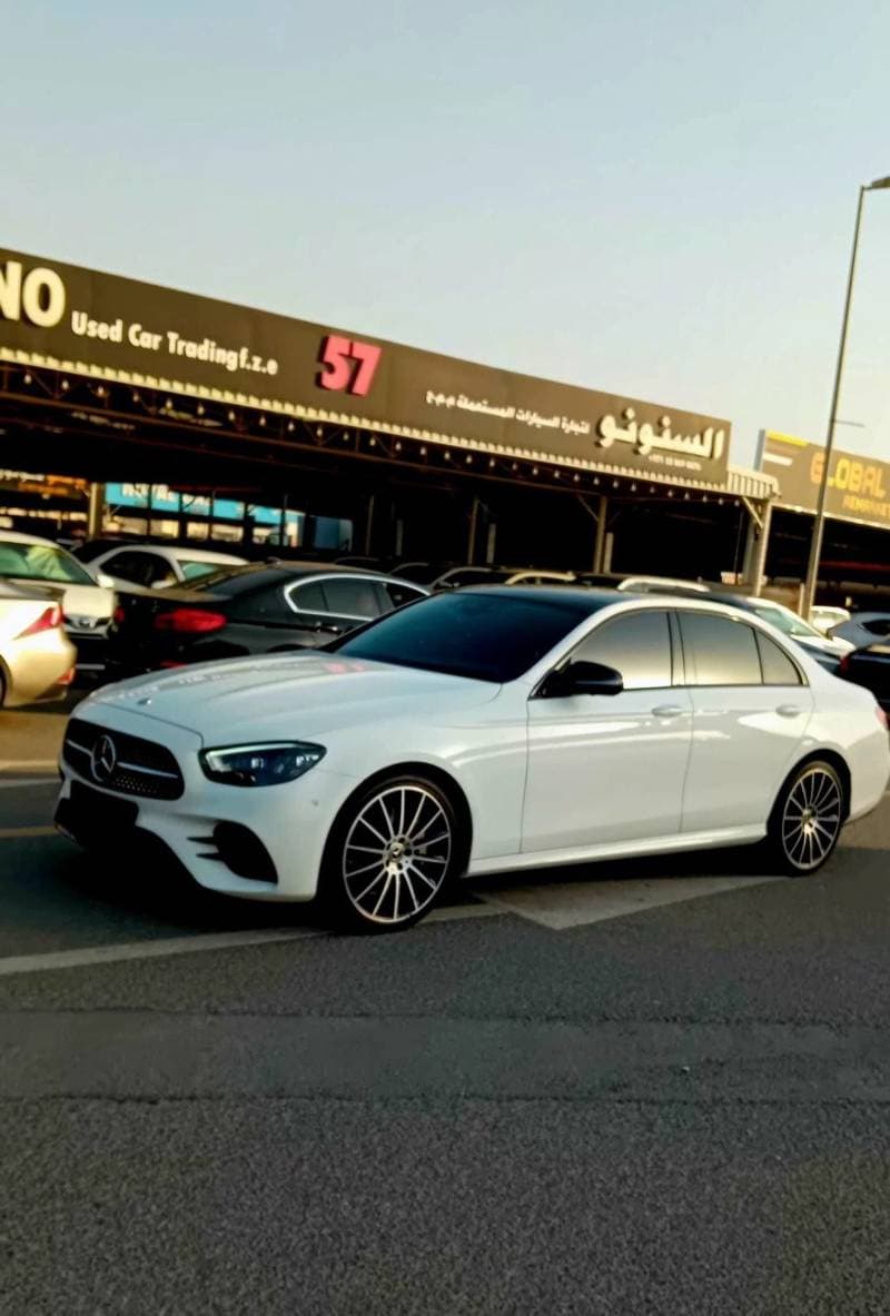 2022 Mercedes Benz E350 4MATIC thumbnail 3