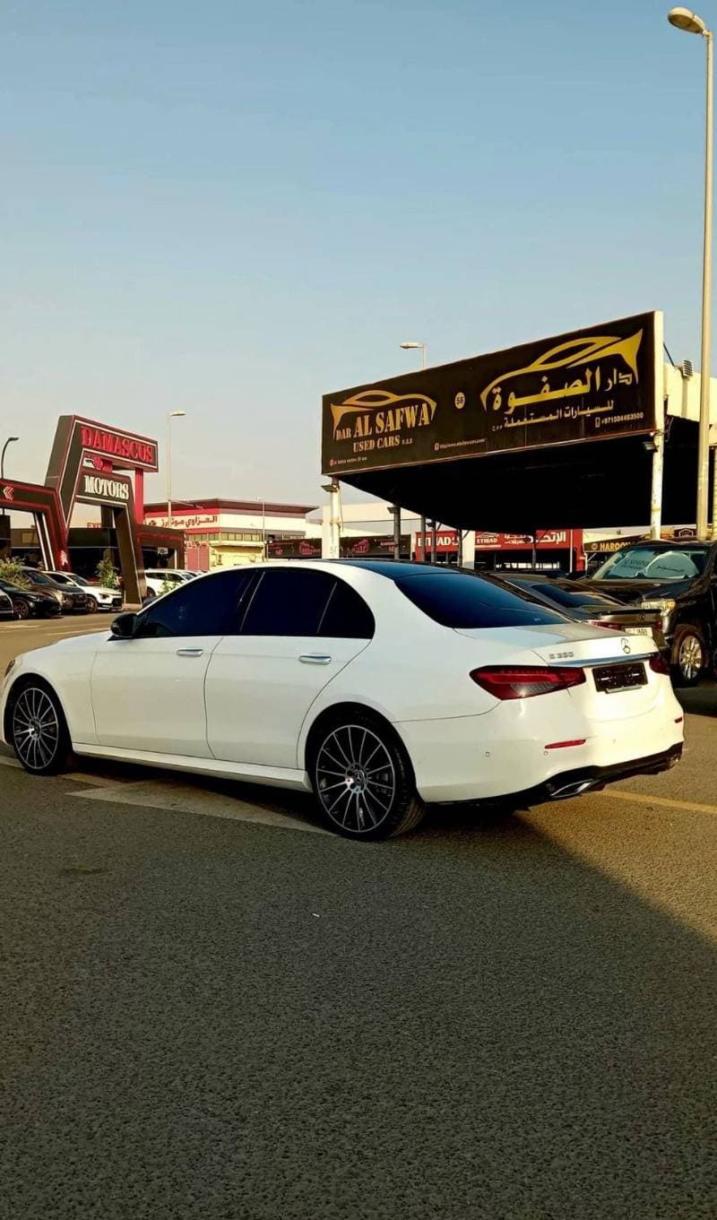2022 Mercedes Benz E350 4MATIC thumbnail 5