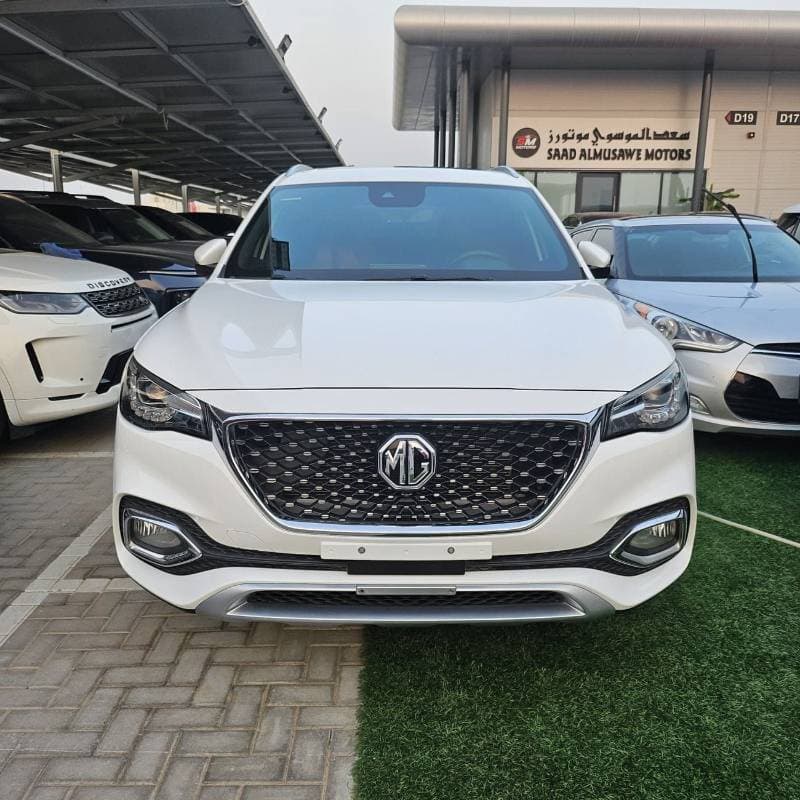 2022 MG HS LUXURY