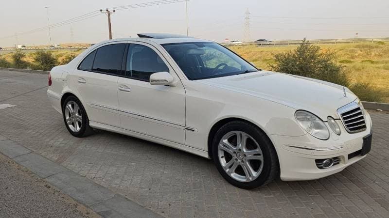 2008 Mercedes Benz E350 STANDARD thumbnail 2