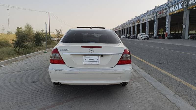 2008 Mercedes Benz E350 STANDARD thumbnail 3
