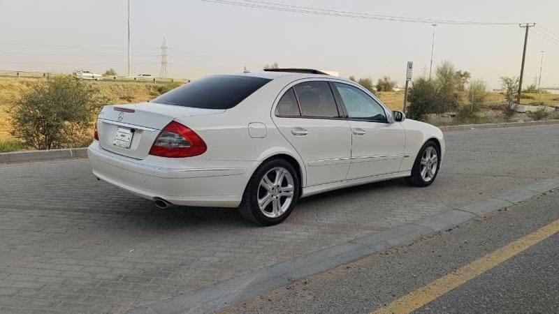 2008 Mercedes Benz E350 STANDARD thumbnail 5