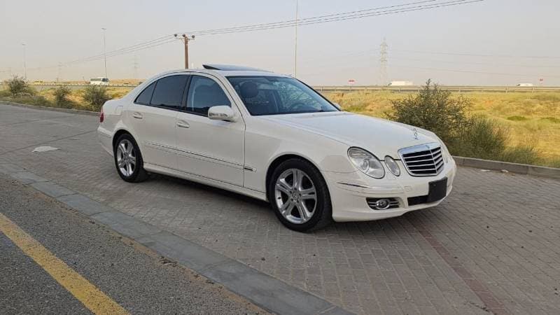 2008 Mercedes Benz E350 STANDARD thumbnail 6