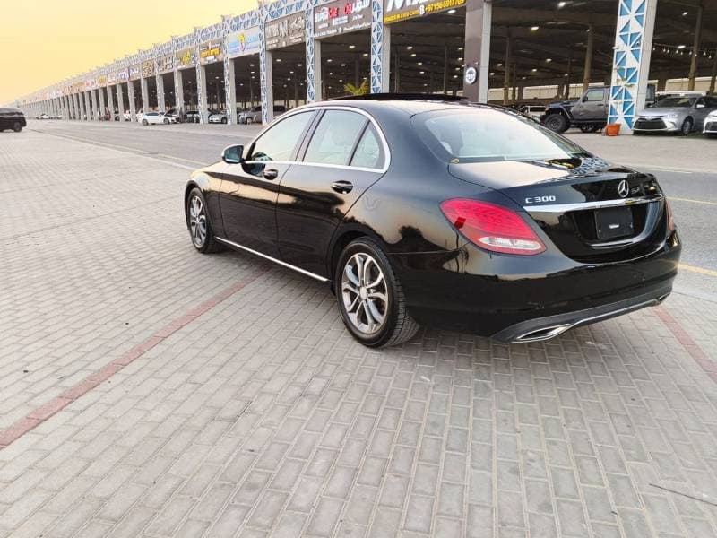 2017 Mercedes Benz C300 STANDARD thumbnail 6