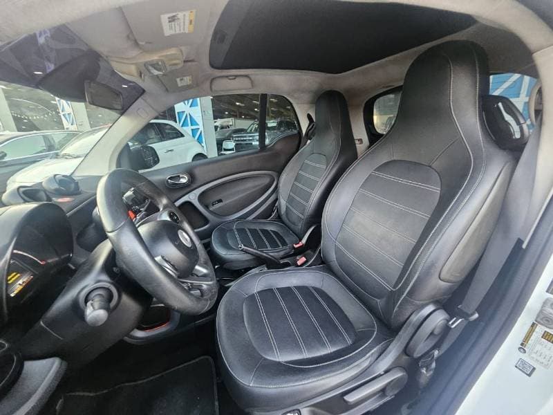2016 Smart ForTwo STANDARD thumbnail 8