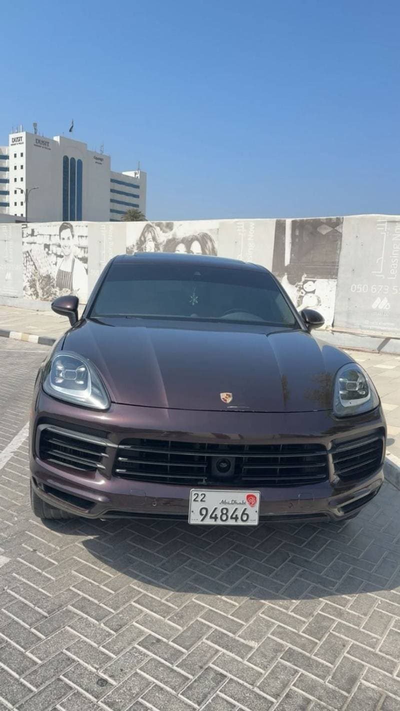 2020 Porsche Cayenne STANDARD thumbnail 2