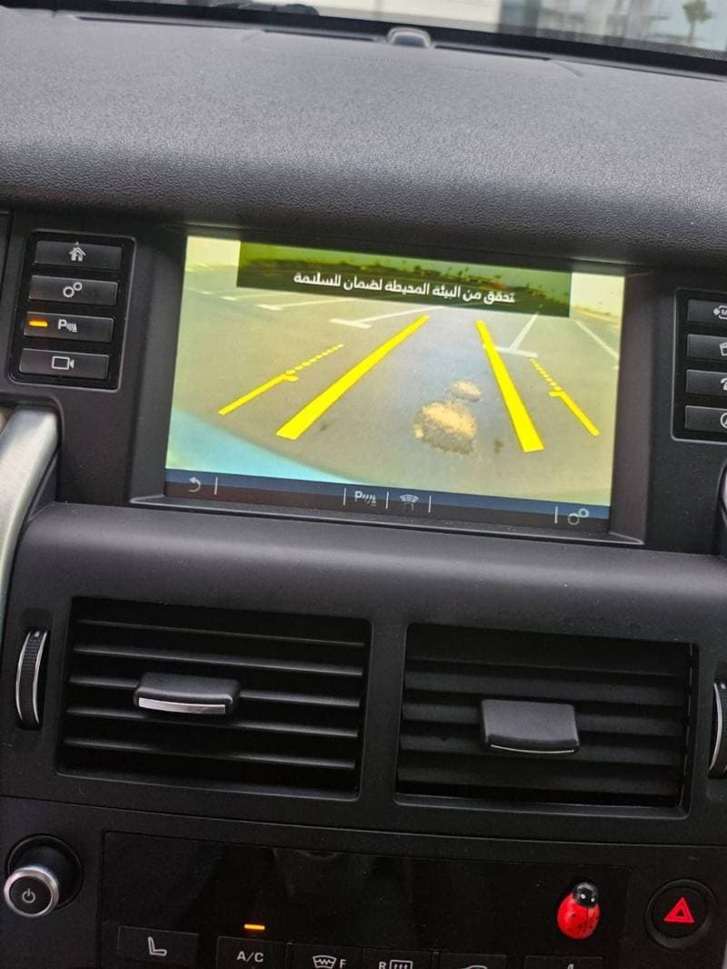 2016 Land Rover Discovery Sport S thumbnail 5
