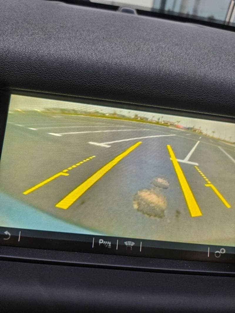 2016 Land Rover Discovery Sport S thumbnail 6