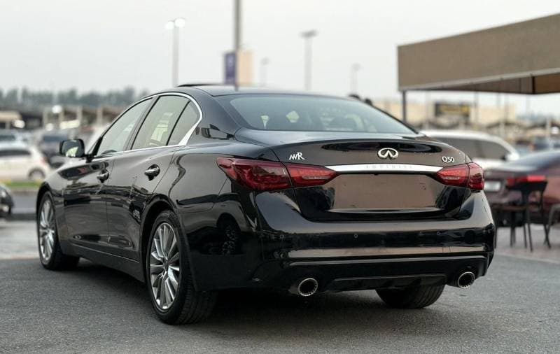 2022 Infiniti Q50 LUXE thumbnail 4