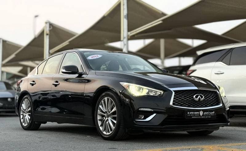 2022 Infiniti Q50 LUXE thumbnail 2