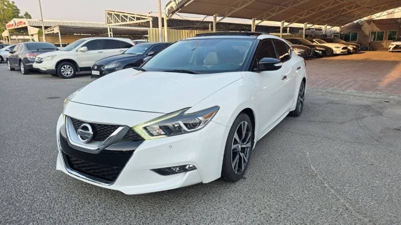 2017 Nissan Maxima SL thumbnail 2