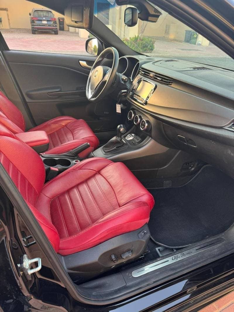2021 Alfa Romeo Giulietta Veloce thumbnail 8