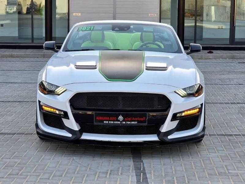 2021 Ford Mustang STANDARD thumbnail 2