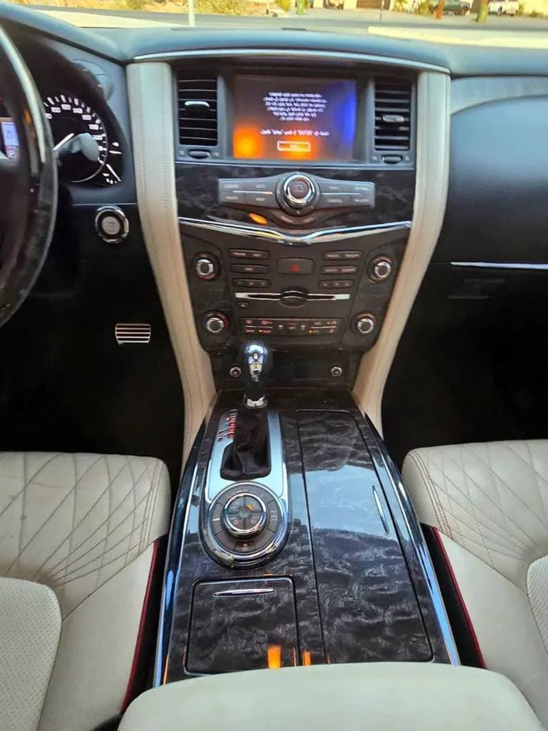 2014 Nissan Patrol thumbnail 7