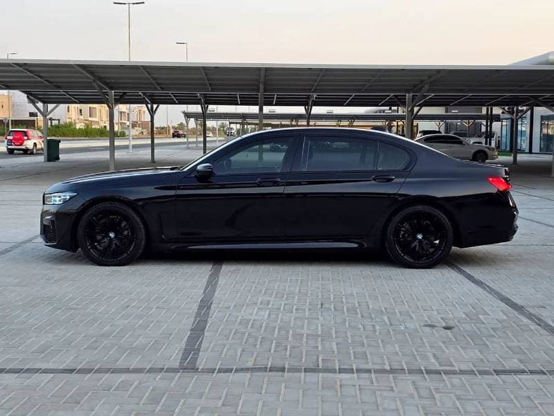 2019 BMW 740Li M SPORT PACK thumbnail 3