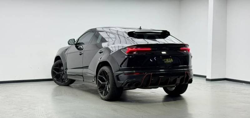 2021 Lamborghini Urus NOVITEC thumbnail 6