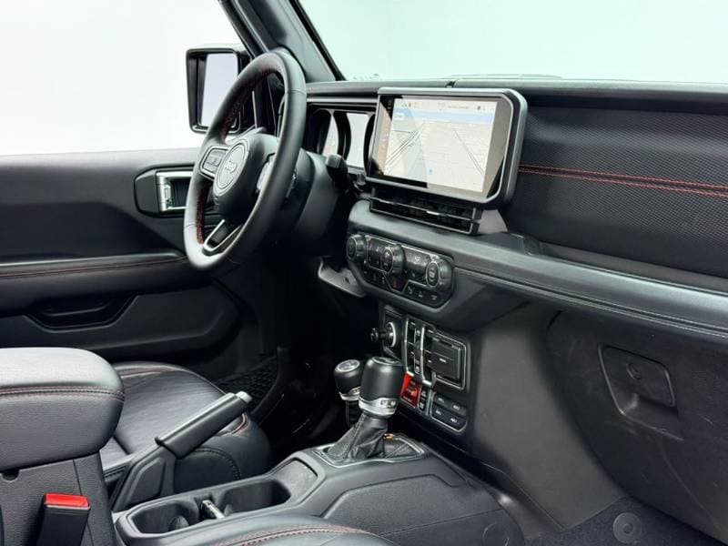 2024 Jeep Wrangler Unlimited RUBICON thumbnail 7