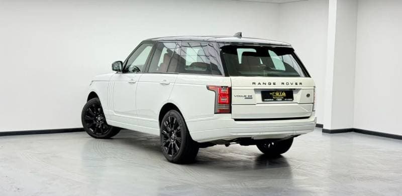 2017 Land Rover Range Rover VOGUE SE thumbnail 6