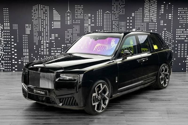 2025 Rolls Royce Cullinan BLACK BADGE