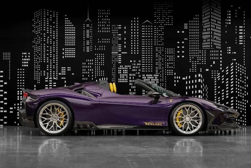 2025 Ferrari SF90 SPIDER thumbnail 6
