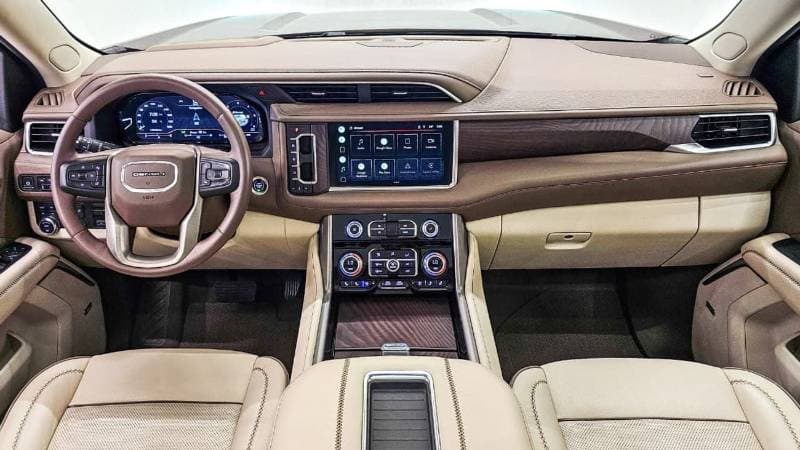 2022 GMC Yukon DENALI thumbnail 2