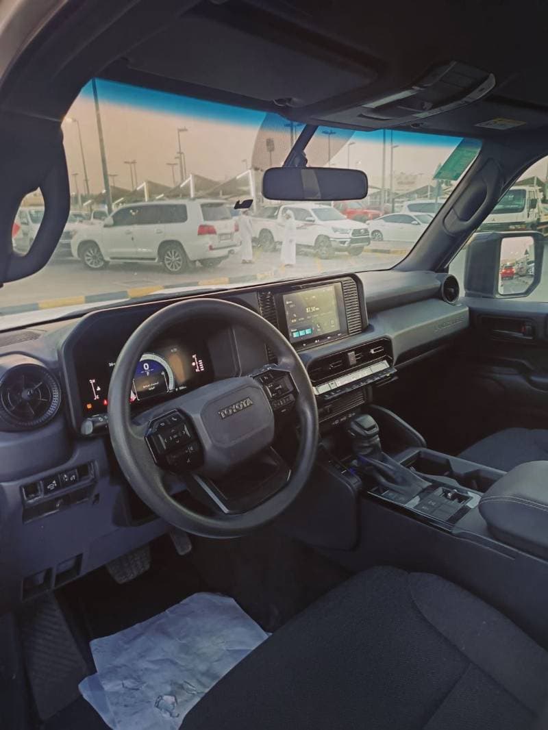 2024 Toyota Prado TX 2 DSL thumbnail 8