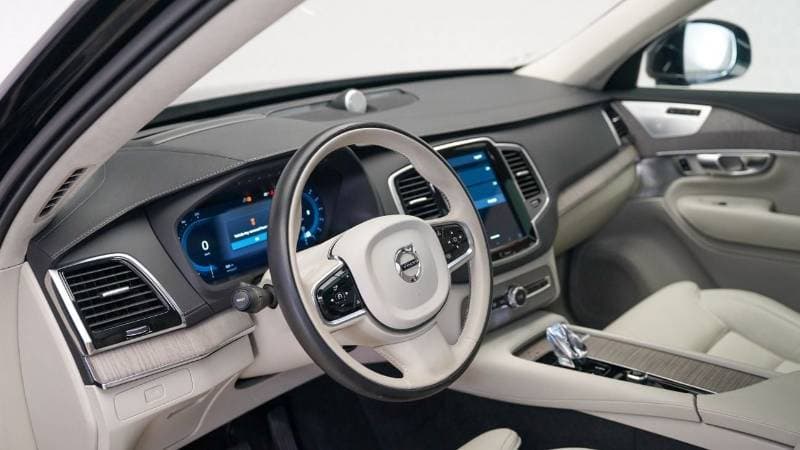 2024 Volvo XC90 thumbnail 4