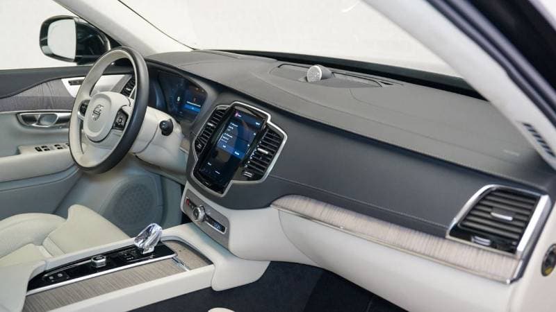 2024 Volvo XC90 thumbnail 7