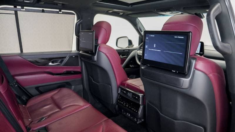 2024 Lexus LX600 SIGNATURE thumbnail 5