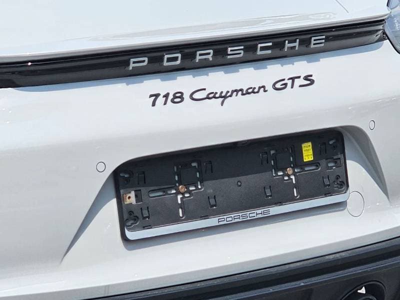 2024 Porsche 718 Cayman GTS thumbnail 8
