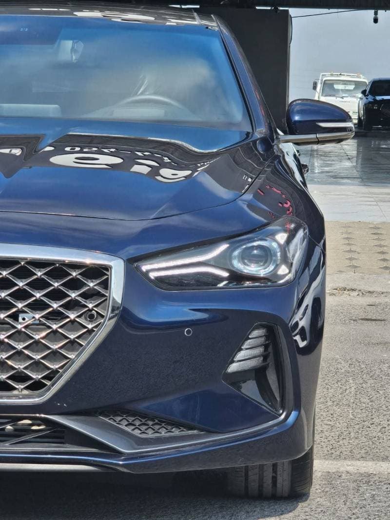 2019 Genesis G70 ROYAL thumbnail 4