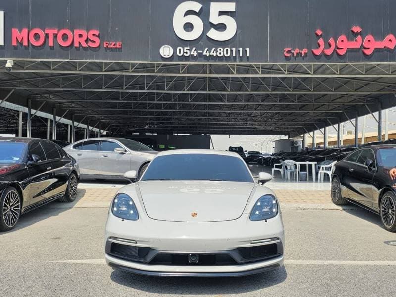 2024 Porsche 718 Cayman GTS thumbnail 2